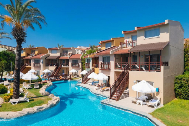 ULTIMELE LOCURI ANTALYA, AVION DIN BUCURESTI, LA HOTEL SELECTUM FAMILY RESORT SIDE 5*, LA TARIFUL DE 1120 EURO/PERSOANA, UAI!