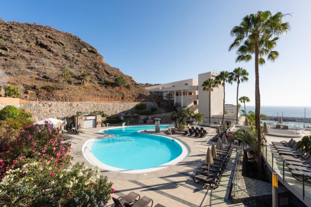 ULTRA LAST MINUTE INSULELE CANARE 4**** HOLIDAY CLUB ZBOR DIRECT DIN OTOPENI CU TAXE INCLUSE