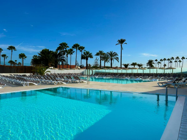 ULTRA LAST MINUTE INSULELE CANARE 4****DEMIPENSIUNE HL MIRAFLOR ZBOR DIRECT DIN OTOPENI CU TAXE INCLUSE