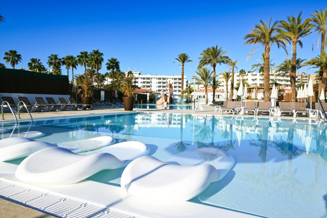 ULTRA LAST MINUTE INSULELE CANARE 4****DEMIPENSIUNE HL MIRAFLOR ZBOR DIRECT DIN OTOPENI CU TAXE INCLUSE