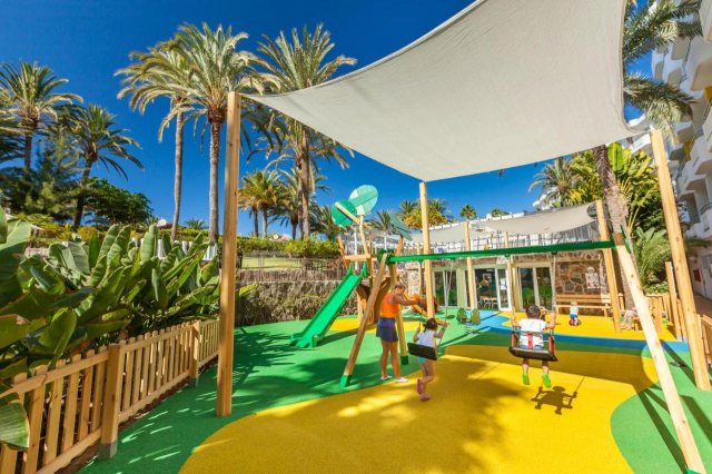 ULTRA LAST MINUTE INSULELE CANARE 4****DEMIPENSIUNE ABORA ZBOR DIRECT DIN OTOPENI CU TAXE INCLUSE