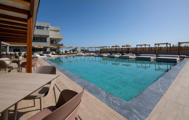 Sejur in Creta: 615 euro cazare 7 nopti cu All inclusive+ transport avion+ toate taxele