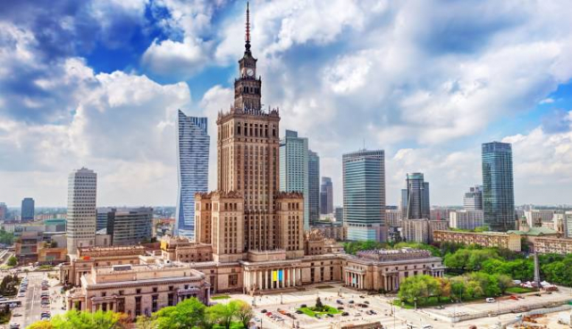 Super oferta city break 5 NOPTI VARSOVIA cu plecare din BUCURESTI !!! (I.I.)