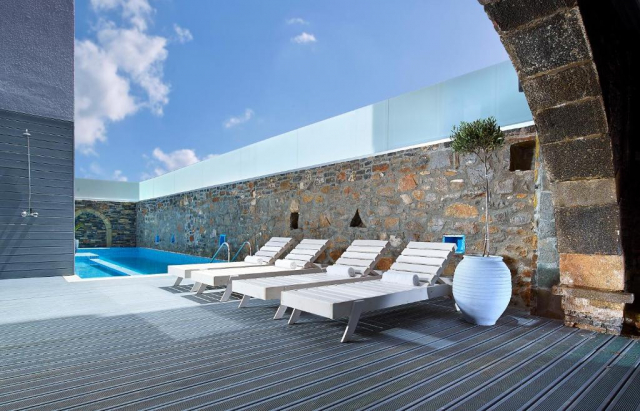 CRETA HERAKLION, AVION DIN SIBIU, LA HOTEL MISTRAL BAY 4*, LA TARIFUL DE 650 EURO/PERSOANA, DEMIPENSIUNE!