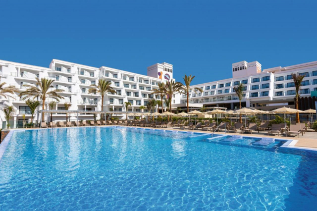 ULTRA LAST MINUTE TENERIFE 7 NOPTI 4**** ALL INCLUSIVE RIU BUENAVISTA ZBOR DIRECT DIN OTOPENI CU TAXE INCLUSE