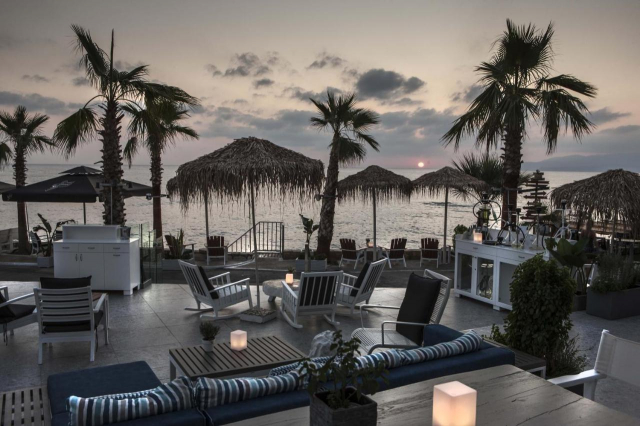 ULTRA LAST MINUTE INSULA CRETA 4**** DEMIPENSIUNE GLAROS BEACH ZBOR DIRECT DIN OTOPENI CU TAXE INCLUSE