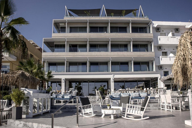 ULTRA LAST MINUTE INSULA CRETA 4**** DEMIPENSIUNE GLAROS BEACH ZBOR DIRECT DIN OTOPENI CU TAXE INCLUSE