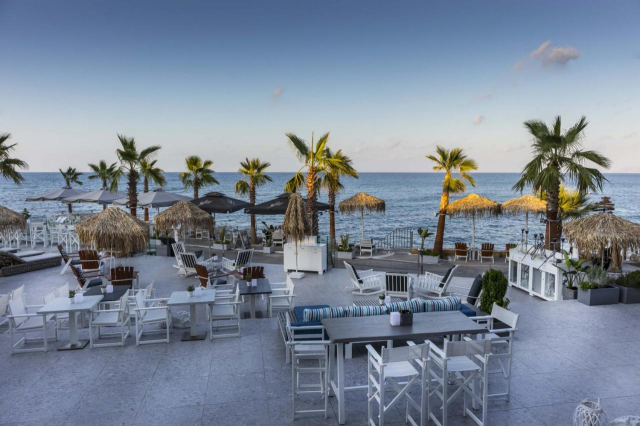ULTRA LAST MINUTE INSULA CRETA 4**** DEMIPENSIUNE GLAROS BEACH ZBOR DIRECT DIN OTOPENI CU TAXE INCLUSE