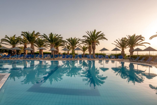 ULTRA LAST MINUTE INSULA CRETA 4**** ALL INCLUSIVE MEDITERANEO ZBOR DIRECT DIN OTOPENI CU TAXE INCLUSE