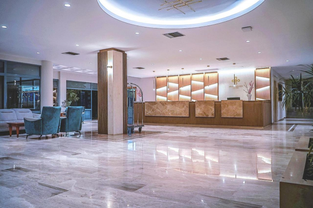 ULTRA LAST MINUTE INSULA CRETA 4**** ALL INCLUSIVE MEDITERANEO ZBOR DIRECT DIN OTOPENI CU TAXE INCLUSE