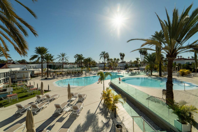 ULTRA LAST MINUTE INSULELE CANARE 4****DEMIPENSIUNE DUNAGOLF SUITES ZBOR DIRECT DIN OTOPENI CU TAXE INCLUSE