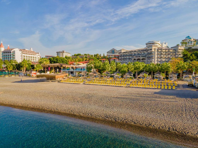 ULTIMELE LOCURI ANTALYA, AVION DIN BUCURESTI, LA HOTEL JUSTINIANO DELUXE RESORT 5*, LA TARIFUL DE 915 EURO/PERSOANA, UAI!