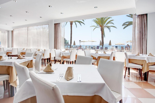 ULTRA LAST MINUTE PALMA DE MALLORCA 4**** DEMIPENSIUNE GROUPOTEL PLAYA CALA ZBOR DIN CLUJ NAPOCA CU TAXE INCLUSE