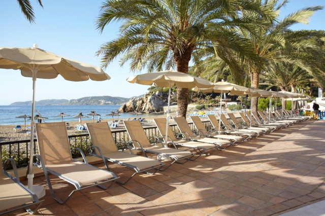 ULTRA LAST MINUTE PALMA DE MALLORCA 4**** DEMIPENSIUNE GROUPOTEL PLAYA CALA ZBOR DIN CLUJ NAPOCA CU TAXE INCLUSE