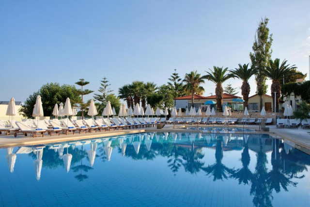 ULTRA LAST MINUTE PE PLAJA INSULA CRETA 5***** DEMIPENSIUNE RETHYMNO MARE AQUA ZBOR CHARTER CU TAXE INCLUSE