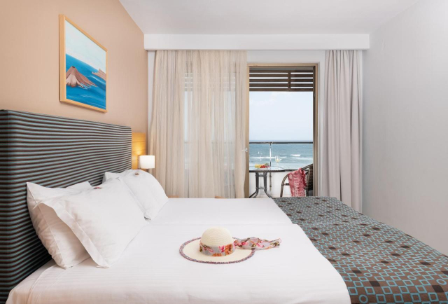 ULTRA LAST MINUTE  PE PLAJA INSULA CRETA 4**** ALL INCLUSIVE IOLIDA BEACH ZBOR CHARTER CU TAXE INCLUSE