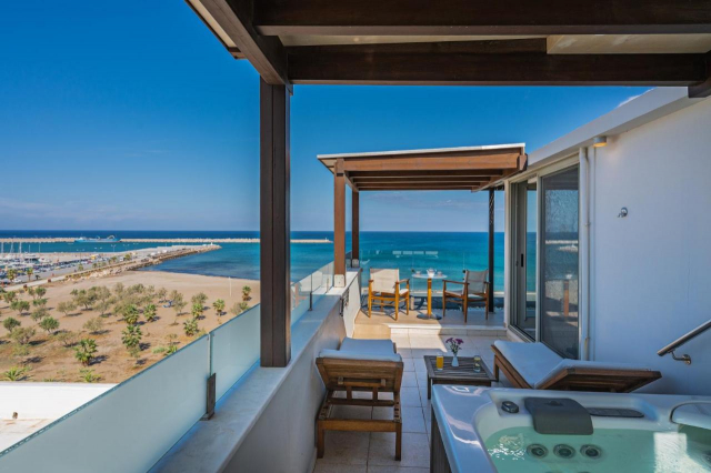 ULTRA LAST MINUTE PE PLAJA INSULA CRETA 5***** DEMIPENSIUNE KRITI BEACH ZBOR CHARTER CU TAXE INCLUSE
