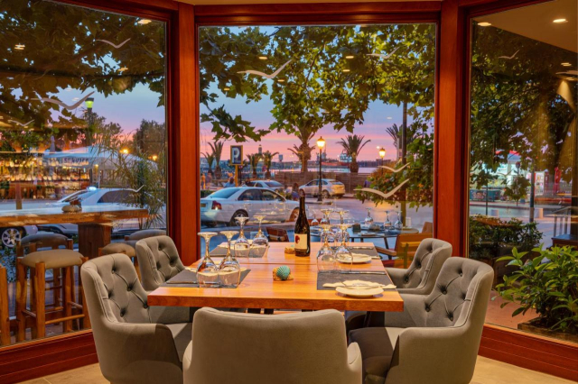ULTRA LAST MINUTE PE PLAJA INSULA CRETA 5***** DEMIPENSIUNE KYMA ZBOR CHARTER CU TAXE INCLUSE