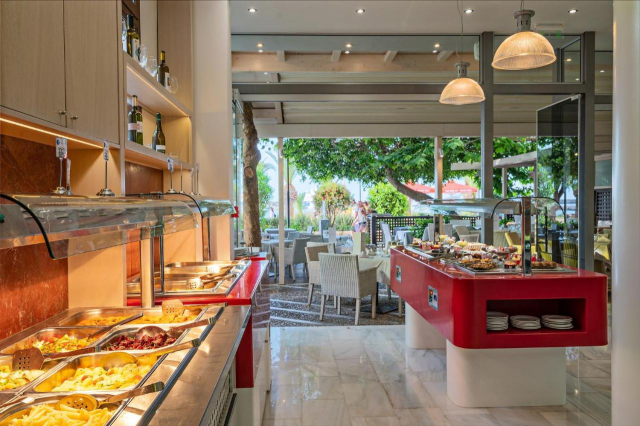 ULTRA LAST MINUTE PE PLAJA INSULA CRETA 5***** DEMIPENSIUNE KYMA ZBOR CHARTER CU TAXE INCLUSE