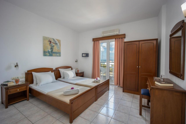 ULTRA LAST MINUTE INSULA CRETA ASTIR STUDIOS ZBOR CHARTER DIN TARGU MURES/SIBIU/BRASOV CU TAXE INCLUSE