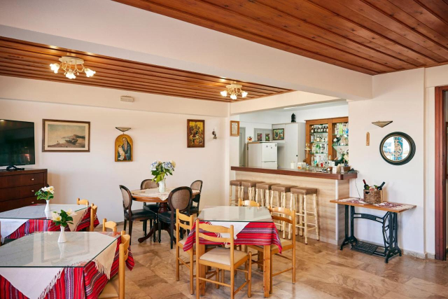 ULTRA LAST MINUTE INSULA CRETA VLACHAKIS BEACH HOTEL 3*** ZBOR CHARTER DIN TARGU MURES/SIBIU/BRASOV CU TAXE INCLUSE