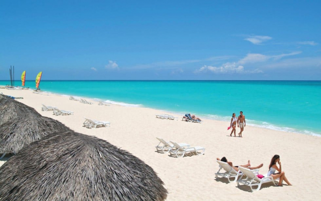 CAYO SANTA MARIA: 7 nopti cazare 5* cu all inclusive + 1 noapte Madrid + avion Bucuresti + taxe aeroport + transfer + asigurare 
