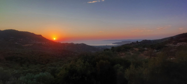 01.07 Zbor Bucuresti, Grecia, Lesbos, Smart Vila 385 euro/ pers /sejur 7 nopti fara masa taxe aeroport incluse+transfer
