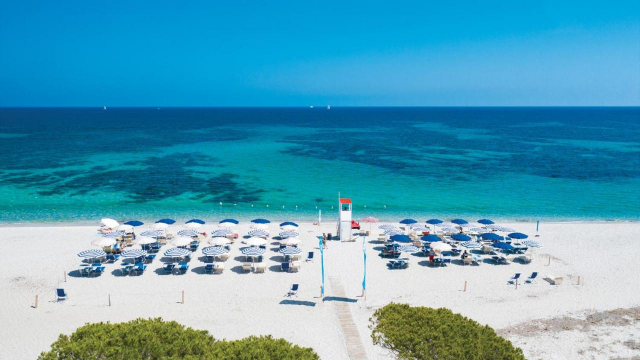 ULTRA LAST MINUTE SARDINIA 4**** DEMIPENSIUNE  FUTURA BAIA ZBOR DIN OTOPENI CU TAXE INCLUSE
