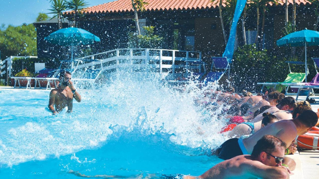 ULTRA LAST MINUTE SARDINIA 4**** DEMIPENSIUNE  FUTURA BAIA ZBOR DIN OTOPENI CU TAXE INCLUSE