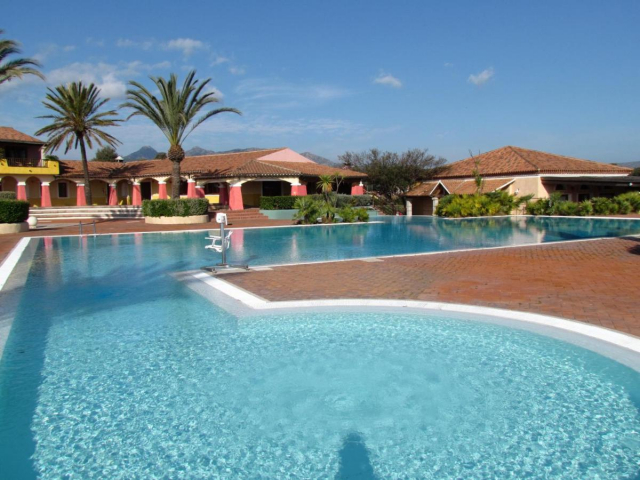 ULTRA LAST MINUTE SARDINIA 4**** TH SAN TEODORO ZBOR DIN OTOPENI CU TAXE INCLUSE