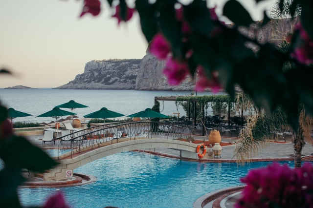 ULTRA LAST MINUTE DELUXE  INSULA RODOS 5*****  LINDIAN DREAM  ZBOR DIRECT DIN OTOPENI CU TAXE INCLUSE