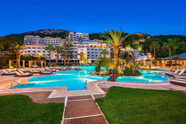 ULTRA LAST MINUTE DELUXE INSULA RODOS 5***** DEMIPENSIUNE SHERATON ZBOR DIRECT DIN OTOPENI CU TAXE INCLUSE