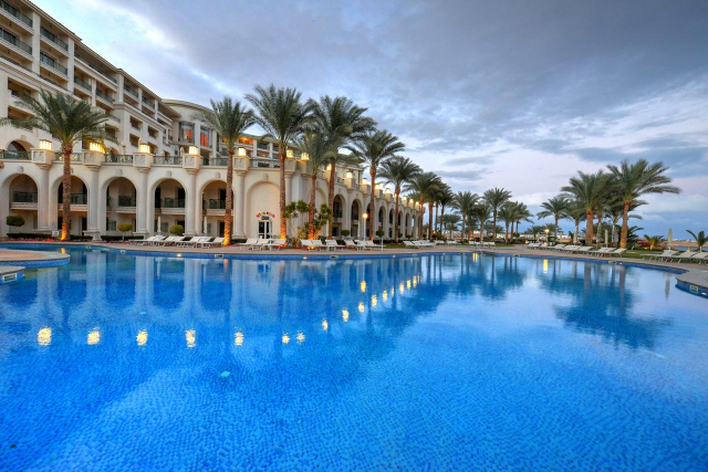 Sejur in Sharm El Sheikh: 625 euro cazare 7 nopti cu All inclusive+ transport avion+ toate taxele