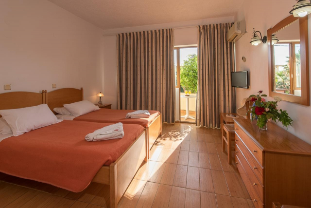 ULTRA LAST MINUTE PE PLAJA INSULA CRETA 3*** ALL INCLUSIVE KAVROS BEACH ZBOR CHARTER CU TAXE INCLUSE