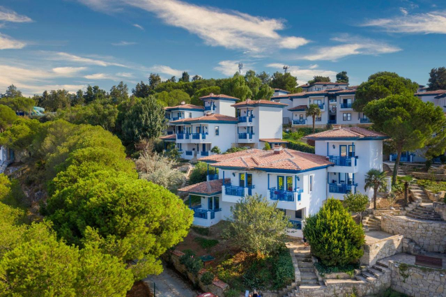 Sejur in Kusadasi: 575 euro cazare 7 nopti cu All inclusive+ transport avion+ toate taxele