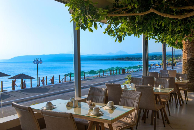 ULTRA LAST MINUTE INSULA CRETA 4**** DEMIPENSIUNE CORISSIA BEACH ZBOR DIRECT DIN OTOPENI /CLUJ NAPOCACU TAXE INCLUSE