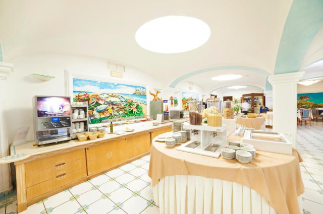 LAST MINUTE - ITALIA - INSULA ISCHIA CU PLECARE DIN CLUJ-NAPOCA (VD)