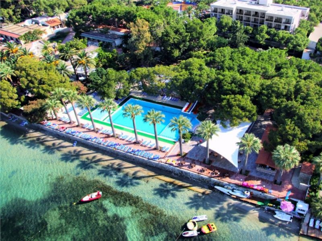 Sejur in Kusadasi: 640 euro cazare 7 nopti cu Ultra All inclusive+ transport avion+ toate taxele