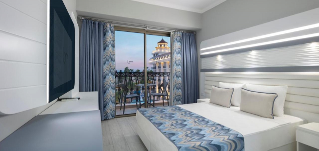 Sejur in Antalya: 800 euro cazare 7 nopti cu Ultra All  inclusive+ transport avion+ toate taxele