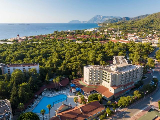 Sejur in Antalya: 675 euro cazare 7 nopti cu Ultra All  inclusive+ transport avion+ toate taxele