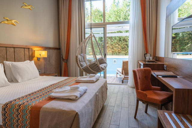 Sejur in Antalya: 750 euro cazare 7 nopti cu Ultra All  inclusive+ transport avion+ toate taxele