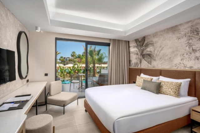 Sejur in Antalya: 750 euro cazare 7 nopti cu Ultra All  inclusive+ transport avion+ toate taxele