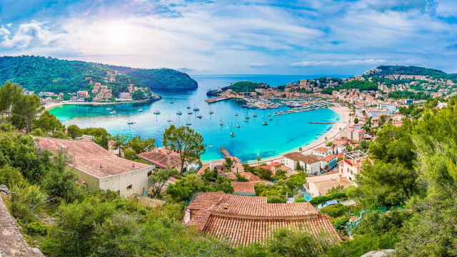 Vacanta de vara la plaja in Mallorca la doar 810 euro,avion din Timisoara!!! HM Alma Beach 4*