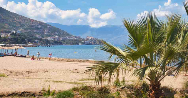 LAST MINUTE ALBANIA (OR)