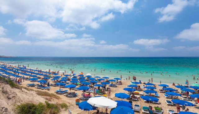 LAST MINUTE CIPRU, AYIA NAPA, 7 NOPTI CAZARE CU MIC DEJUN, GAIA SUN N BLUE  4*, ZBOR DIN BUCURESTI