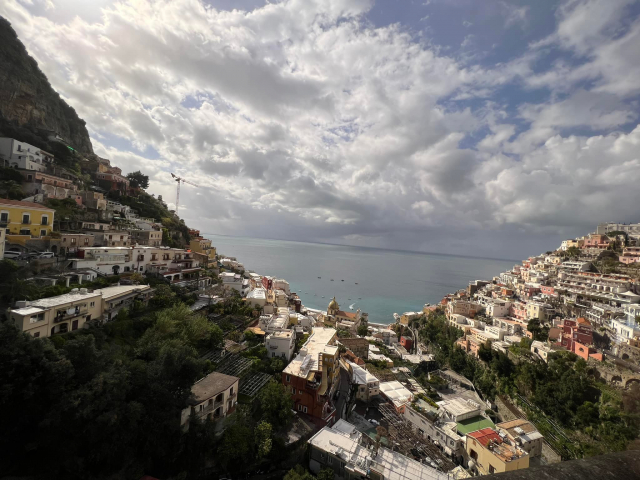 27.07 Zbor Bucuresti, Italia Amalfi, 755 euro/pers/sejur 7 nopti mic dejun, taxe aeroport si transfer incluse