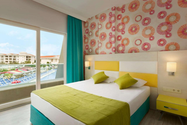 Sejur in Antalya: 375 euro cazare 7 nopti cu All  inclusive+ transport avion+ toate taxele