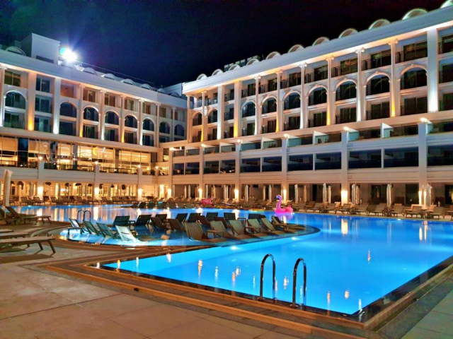 Sejur in Antalya: 575 euro cazare 7 nopti cu Ultra All  inclusive+ transport avion+ toate taxele