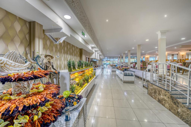 Sejur in Antalya: 800 euro cazare 7 nopti cu Ultra All  inclusive+ transport avion+ toate taxele