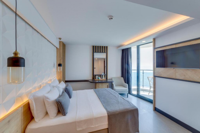 Sejur in Kusadasi: 515 euro cazare 7 nopti cu All inclusive+ transport avion+ toate taxele